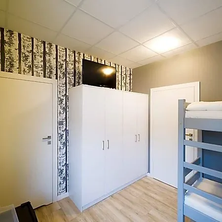 Filip 2 Hostel *
